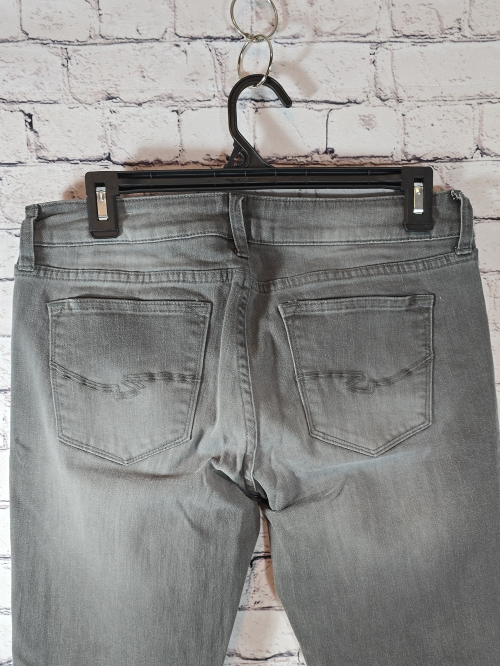 a.n.a Women's Light Gray Skinny Jeans Faded Wash Size 29/8 New - Picture 7 of 9
